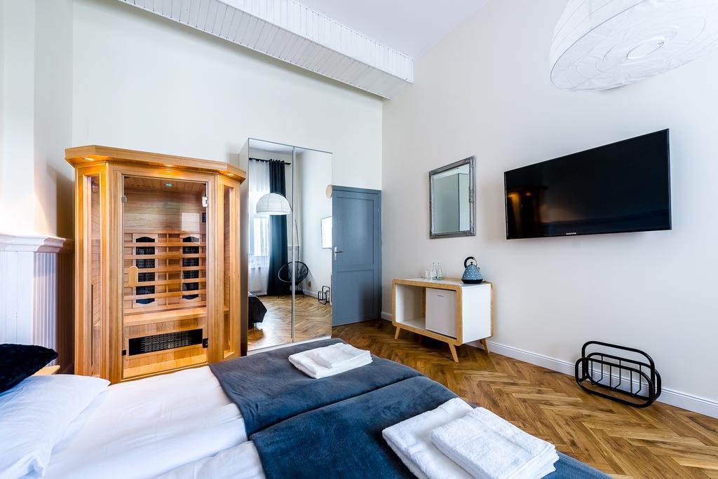 Apartamenty Kamienica 帕克 外观 照片